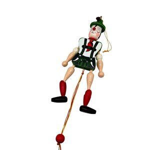 Wooden Pull String Jumping Puppet Hand-Painted Articulated Folk Toy Green Vtg